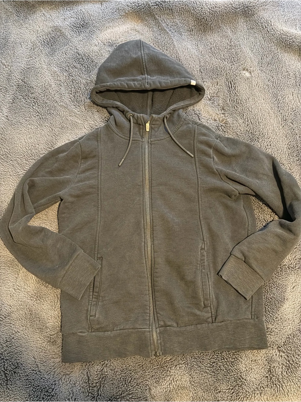 Figs Women's Black Full-Zip Hoodie